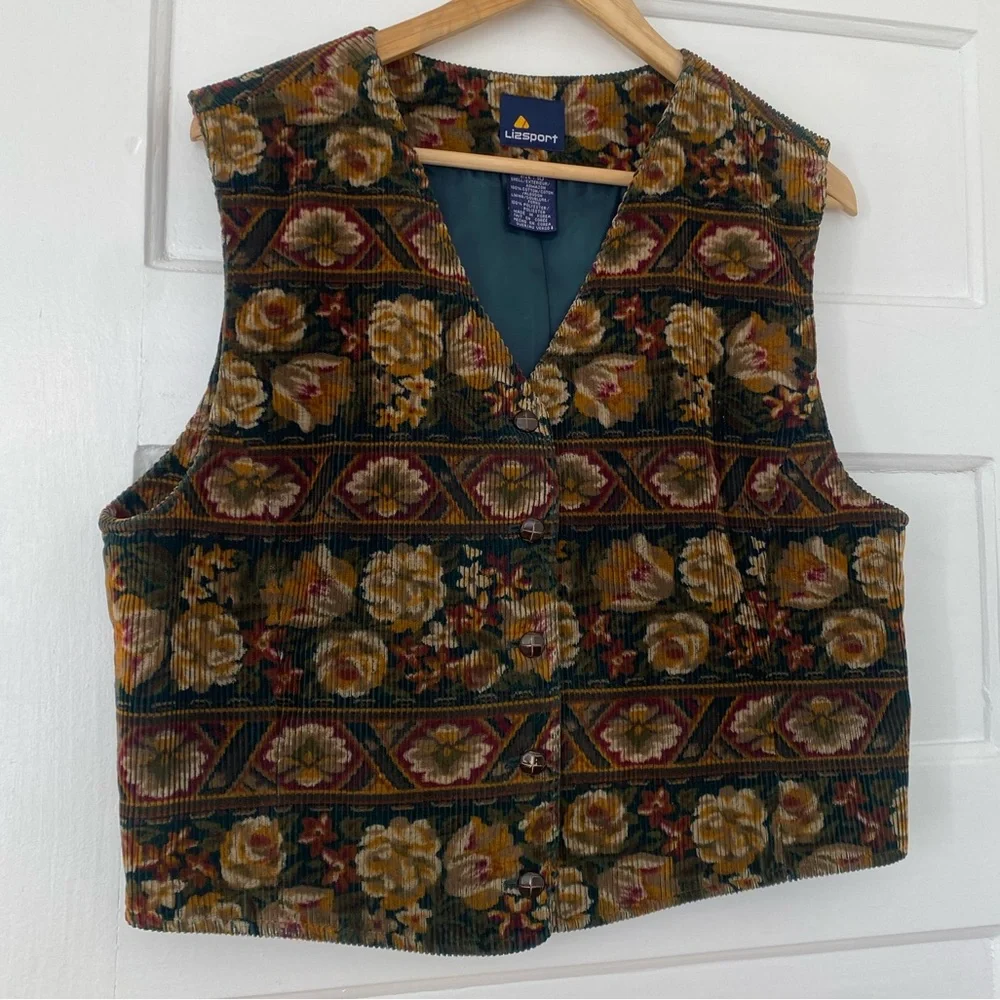 Vintage corduroy floral Cottagecore button up vest - Picture 4 of 9